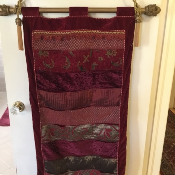 Neiman Marcus Vintage Red Velvet And Satin Wall Hanging Christmas Card Holder⁩ - Picture 3 of 5